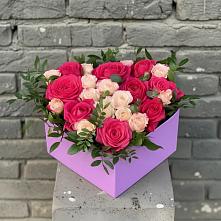 Цветочная композиция из Розы в коробке #REPLACE_PRED# Заметчино