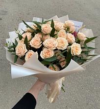 Букет Кремовые розы Латте в Заметчино