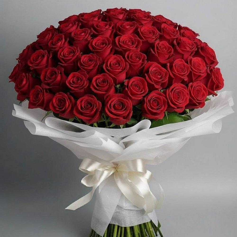 Букет 101 Красная роза Блэк Мэджик в Заметчино