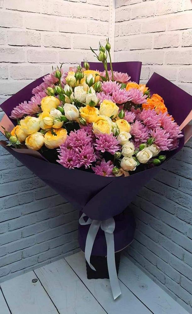 Букет цветов из: Хризантемы и Розы в Заметчино