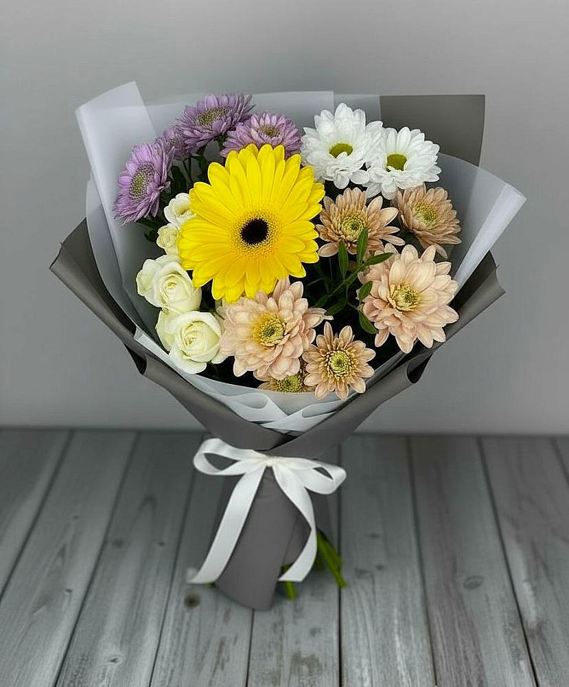 Букет цветов из: Розы, Герберы и Хризантемы в Заметчино
