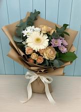 Букет цветов из:  Герберы и Хризантемы в Заметчино