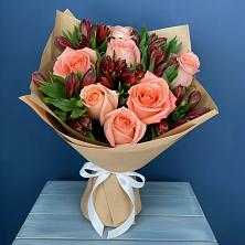 Букет цветов из:  Розы и Альстромерии в Заметчино