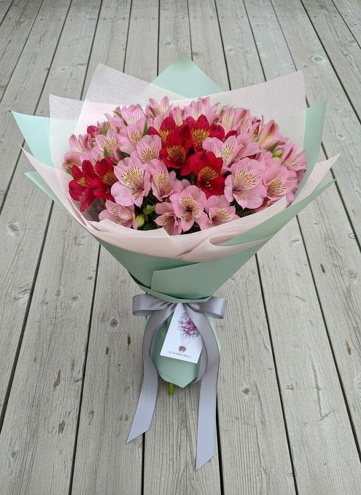 Букет цветов из: Альстромерии в Заметчино