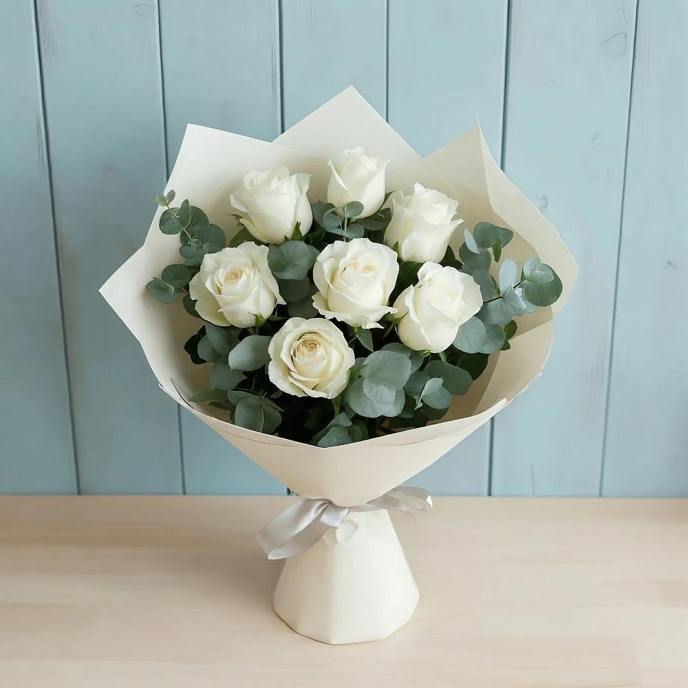 Букет Белые розы в Эвкалипте в Заметчино