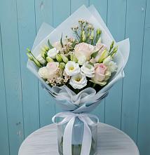 Букет цветов из:  Розы и Лизиантусы в Заметчино